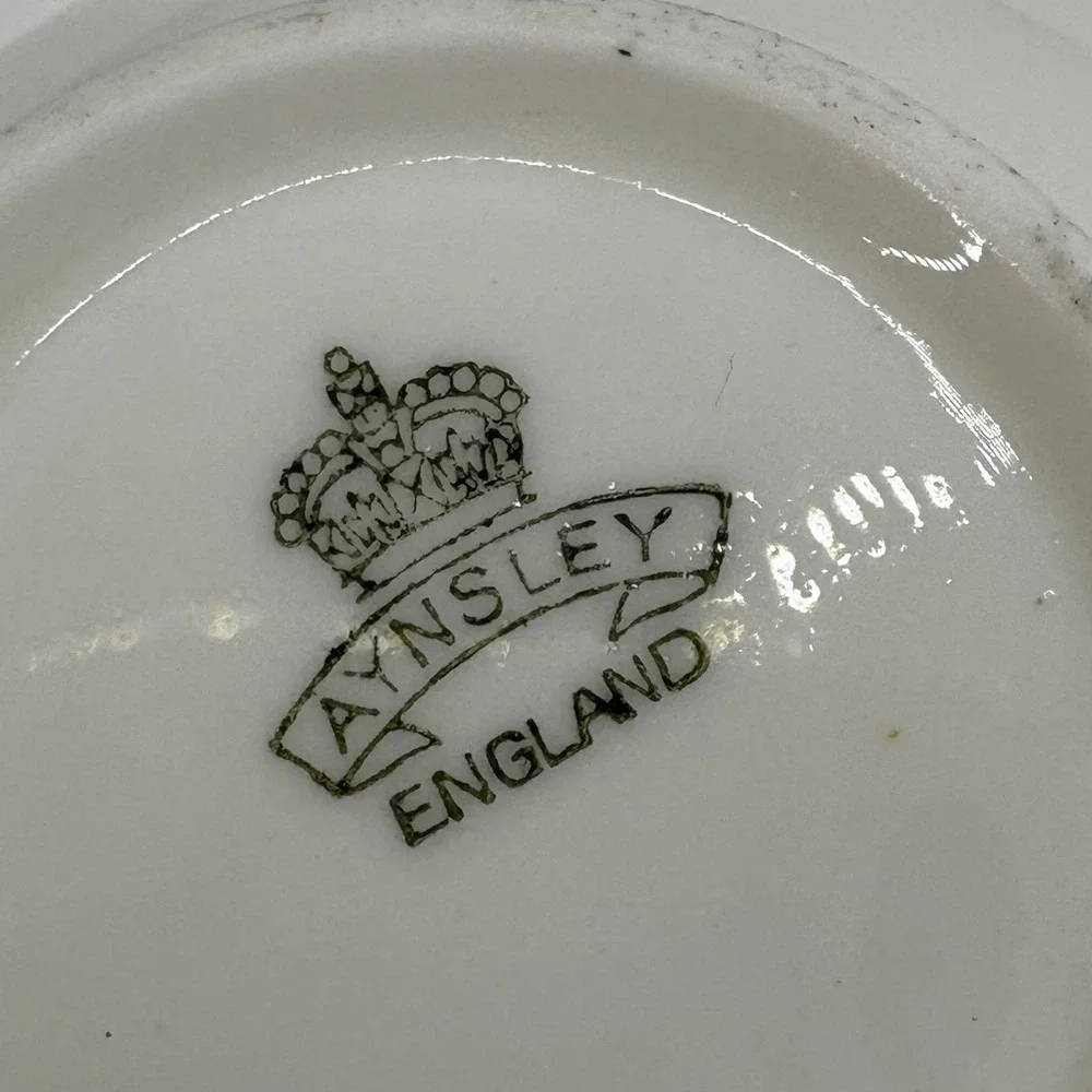 Vintage Aynsley England Teacup Lavender Floral Gold Trim Fine Bone China Tea Cup